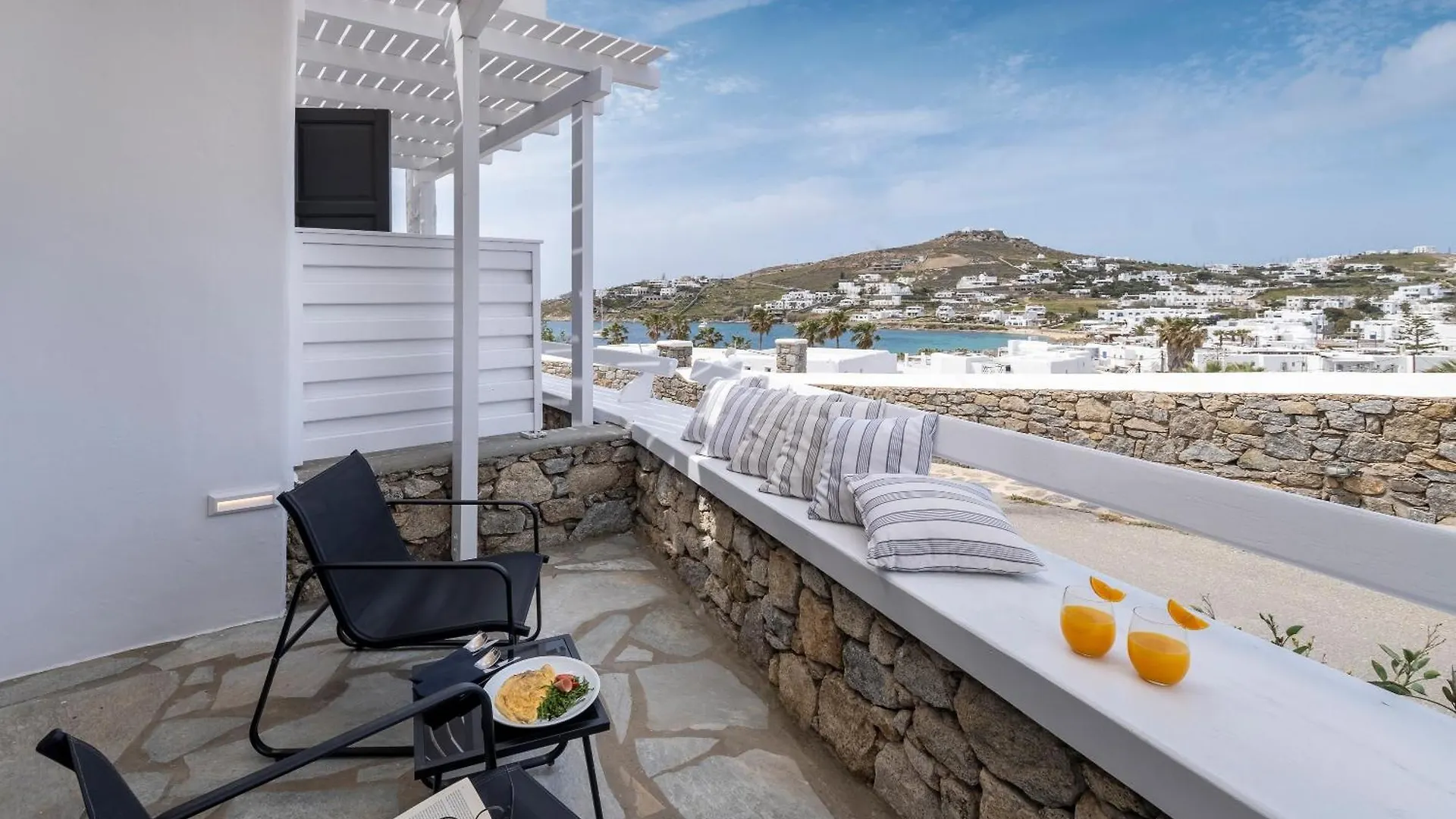 ****  Deliades Hotel Ornos  Grecia