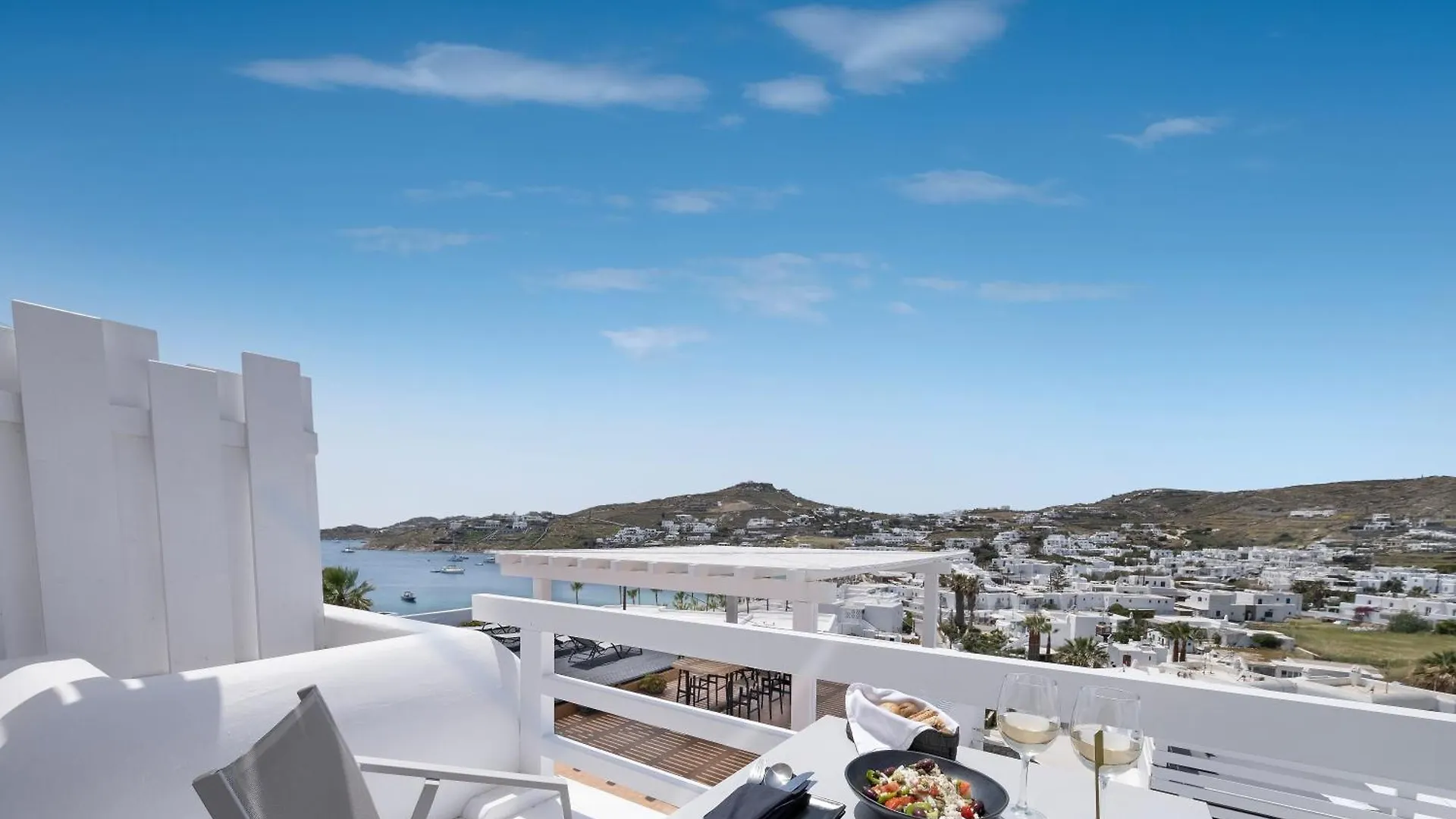 ****  Deliades Hotel Ornos  Grecia